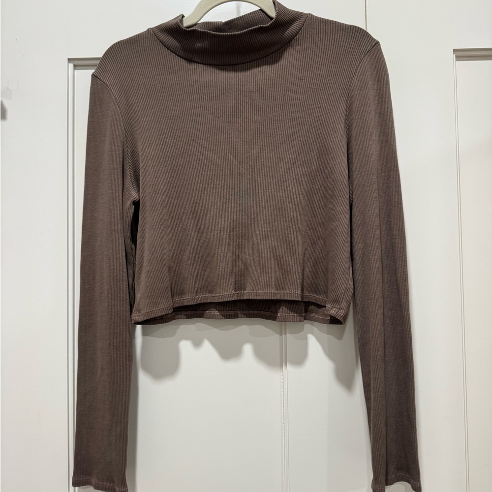 Lanston Brown Mockneck